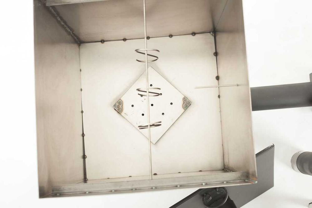 Wędzarnia  ogrodowa stalowa hit