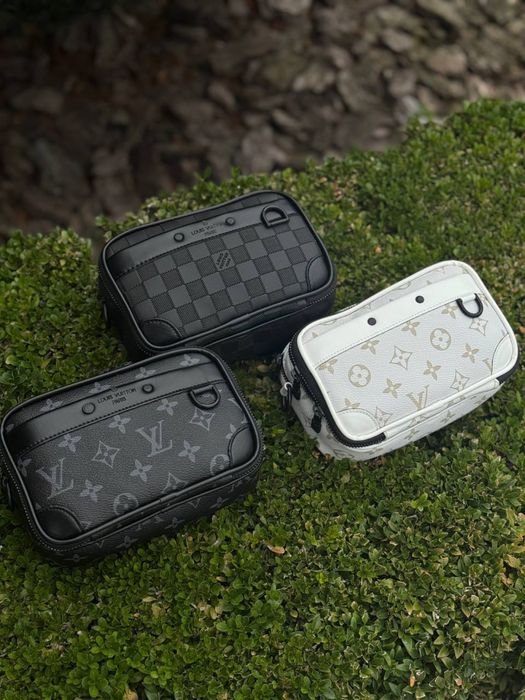 Сумка Louis Vuitton кожаная мужская черная Lv спортивная Луи Витон