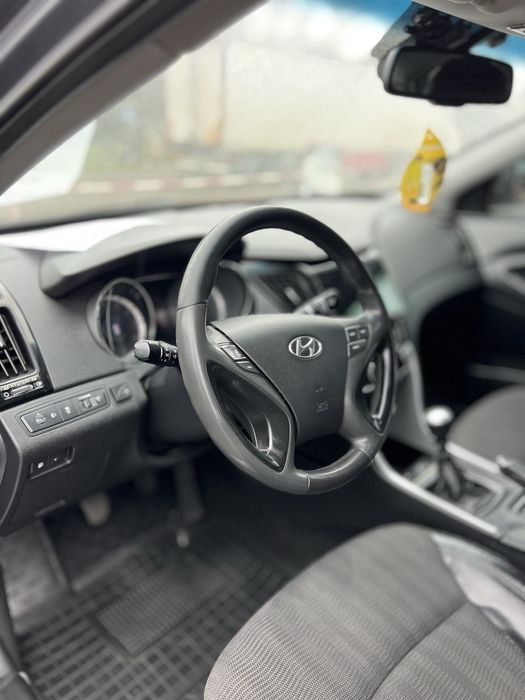 hyundai  sonata 2010 2.4 газ/бенз