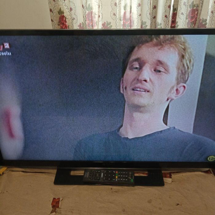 Продається телевізор SONY KDL -32R303B