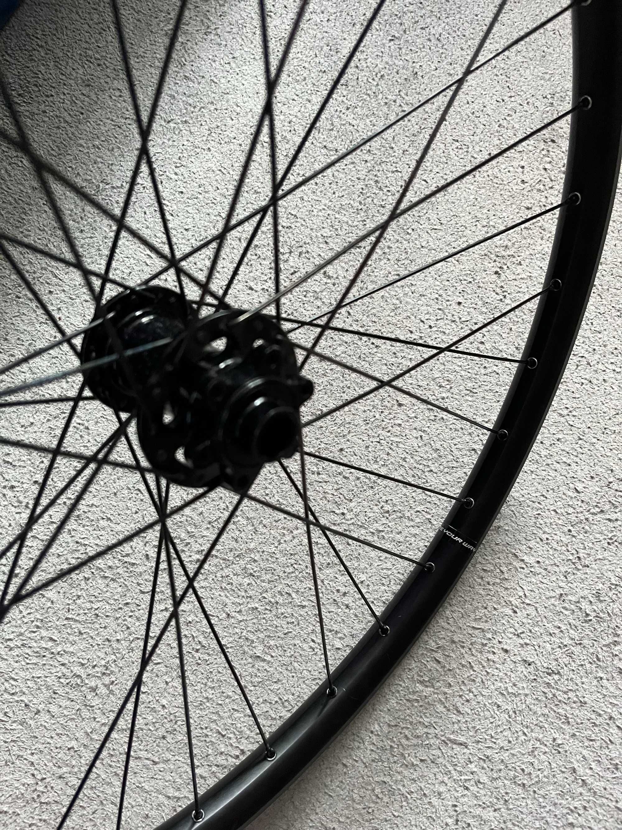 Koło rowerowe dirt 26 (Dartmoor reverse CnSpoke dt swiss stunt street)