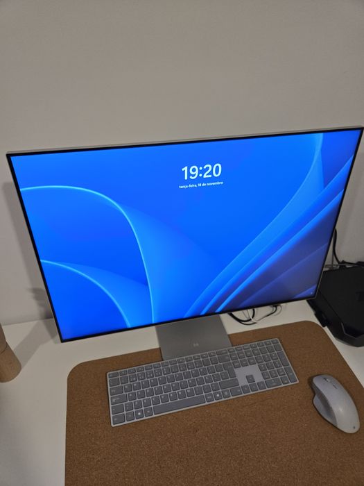 Monitor HUAWEI Mateview (28.2'' - 4K - 60 Hz)