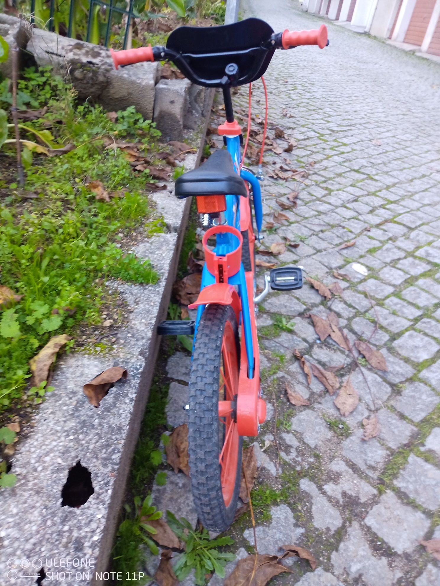 Bicicleta homem aranha