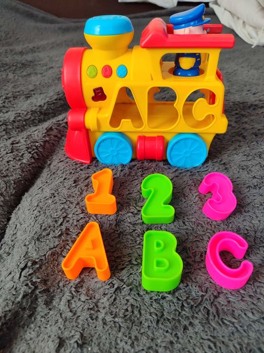 Музичний, розвиваючий поїзд