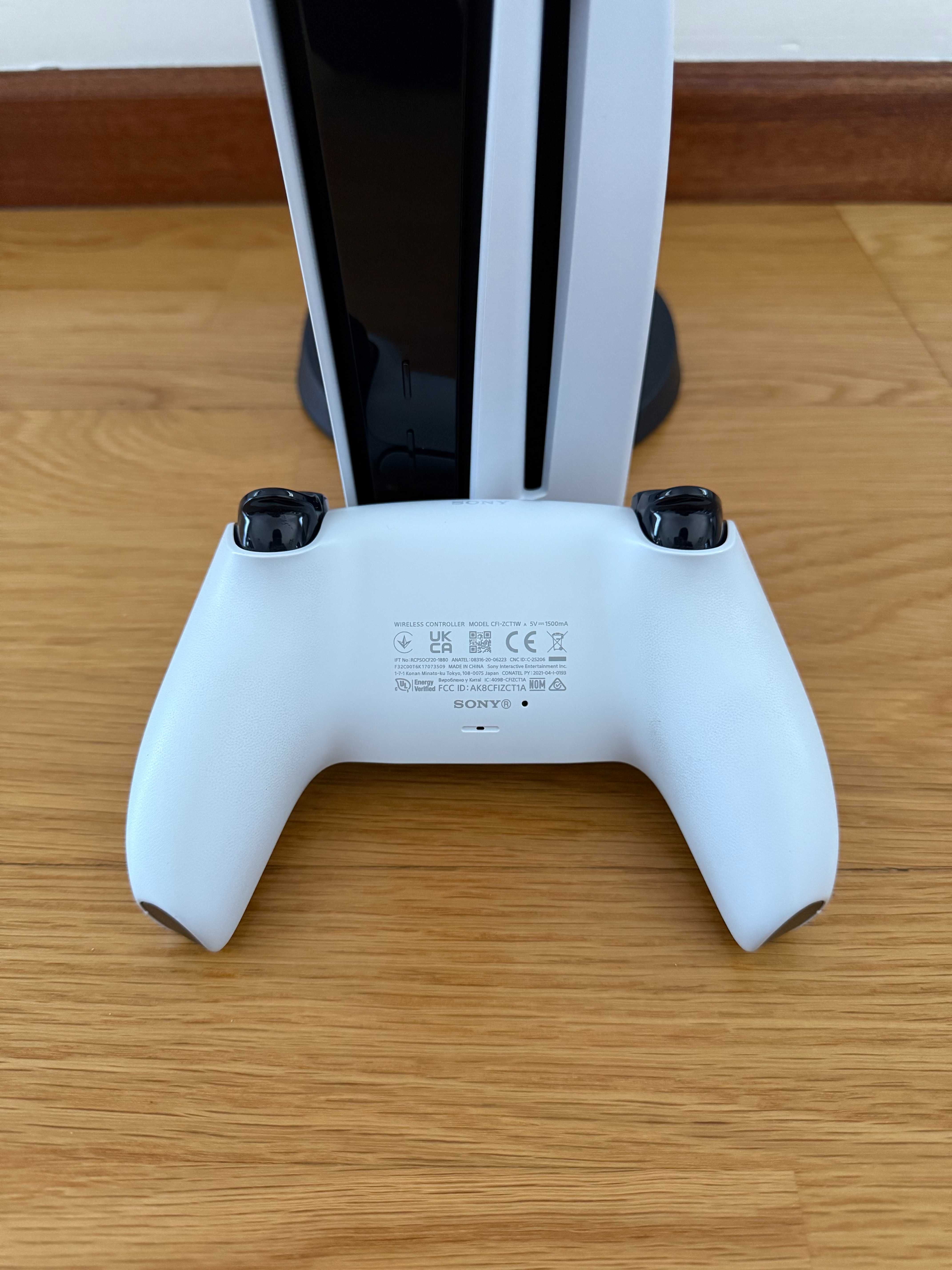 PS5 Standard 825GB (com caixa original)