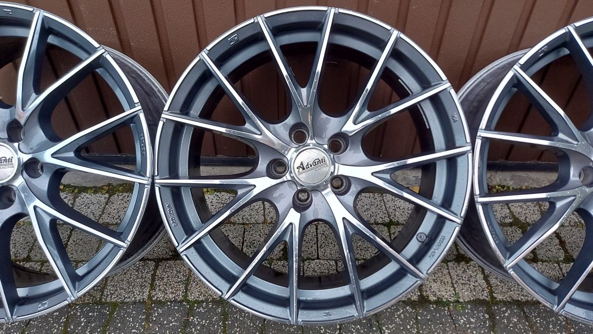 19" OZ  5x112 8j et35  Idealne VW Audi Seat Skoda Mercedes