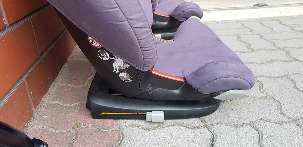 Fotelik Maxi Cosi Rodifix x2
