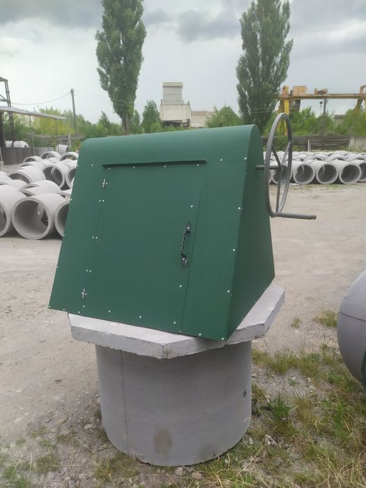 Накриття для криниці. Домік. Корба.