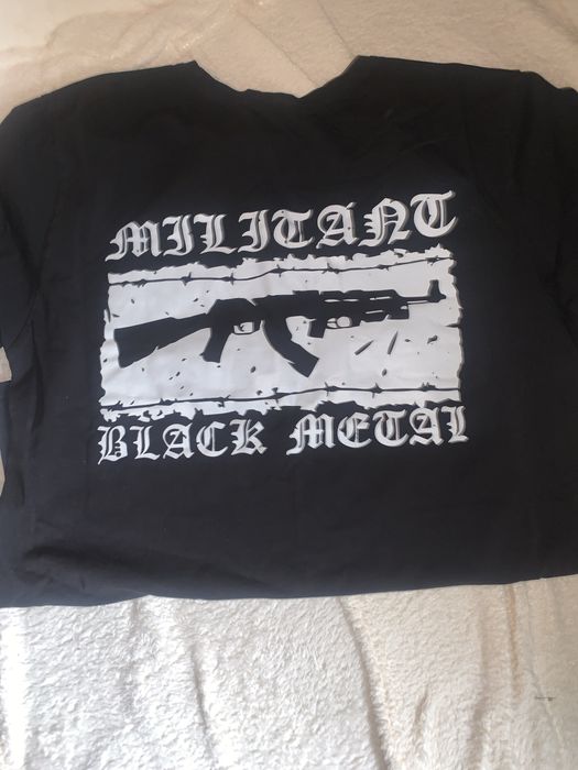 футболка молотх паль