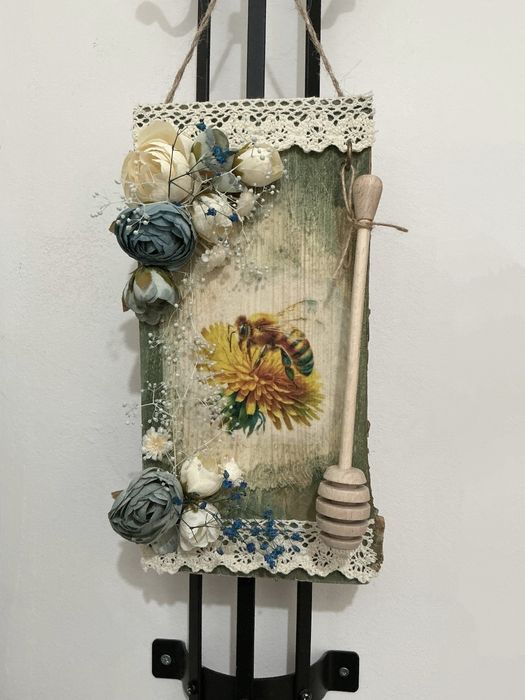 Dekoracja na desce, decoupage