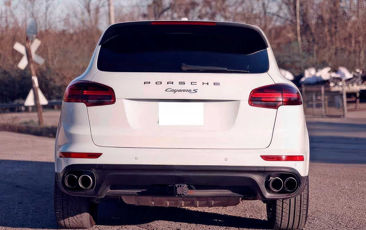 2017 Porsche Cayenne E-Hybrid S