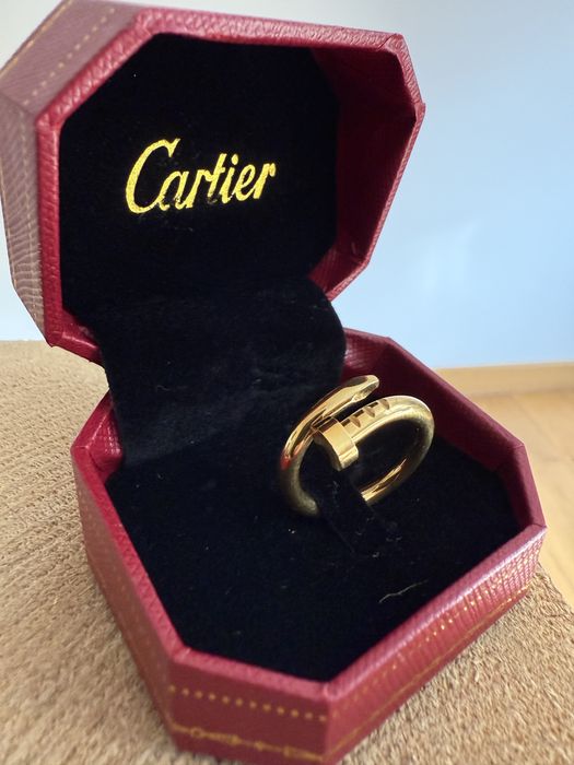 Pierscionek cartier gwóźdz