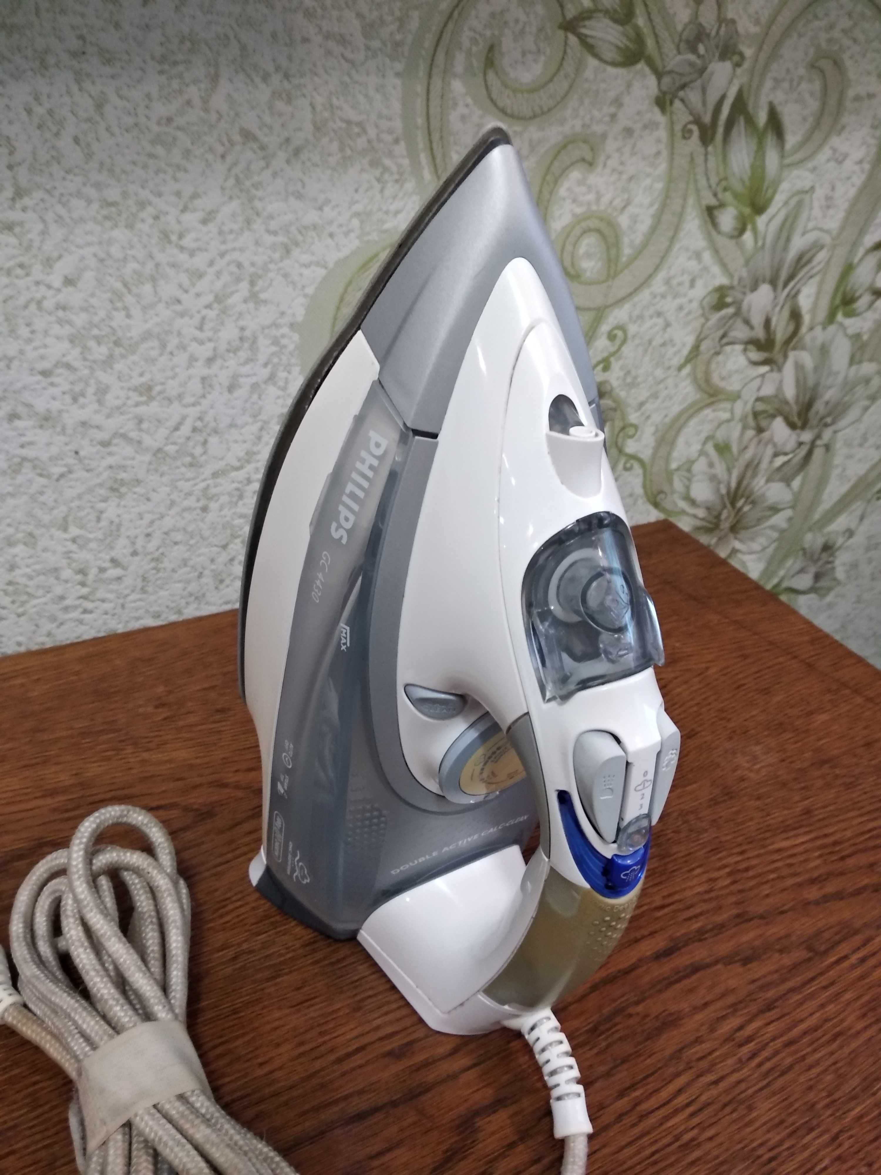 Утюг Philips GC 4430