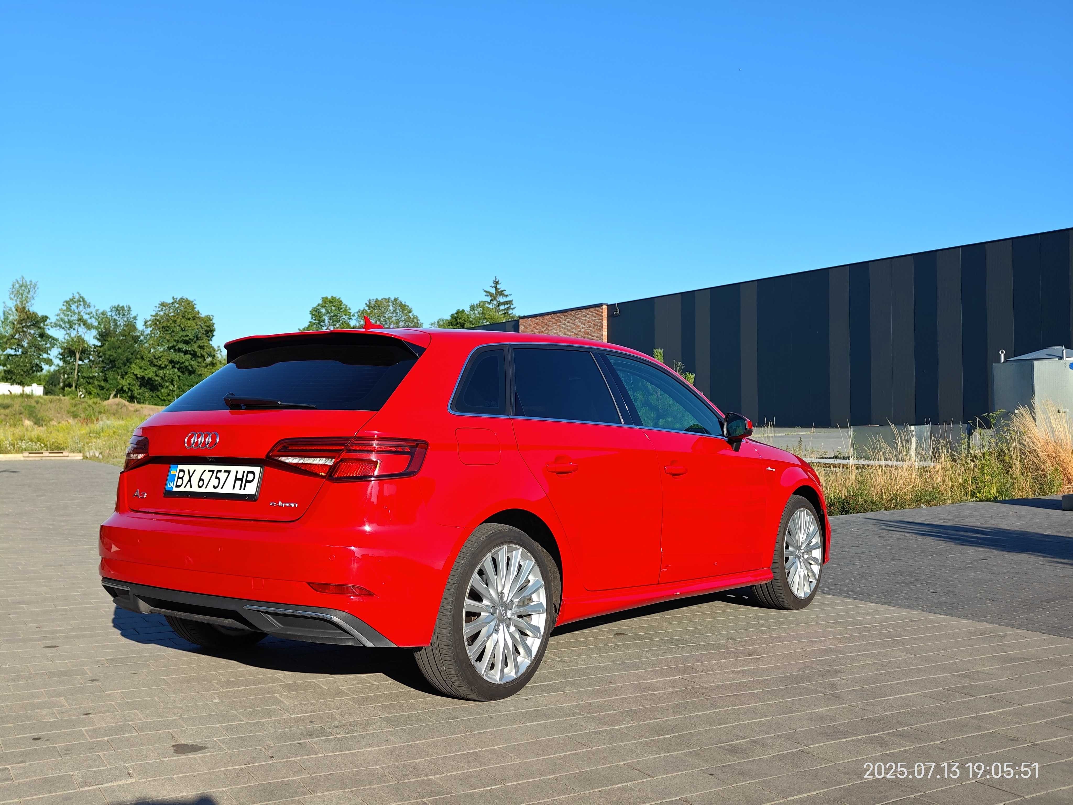 Audi A3 E-Tron Premium Plus 2017