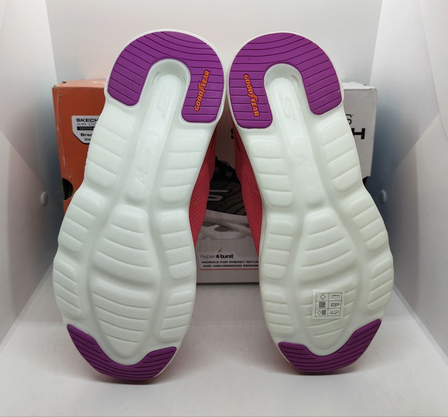 Кроссовки 24 27,5см Skechers Go Run Swirl Tech оригинал