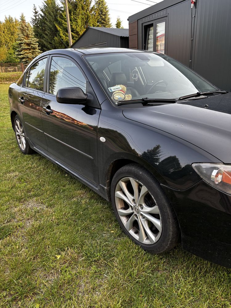 Mazda 3 sedan 2.0, 2007 rok