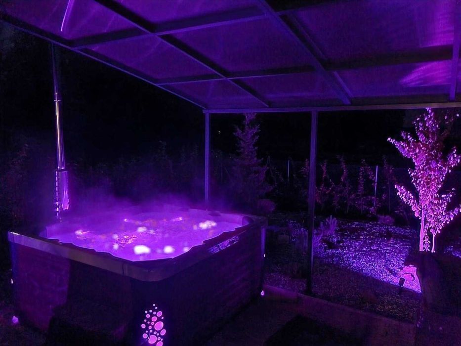 Kwadratowe Balie ogrodowe z piecem na drewno, jacuzzi ogrodowe, TANIO