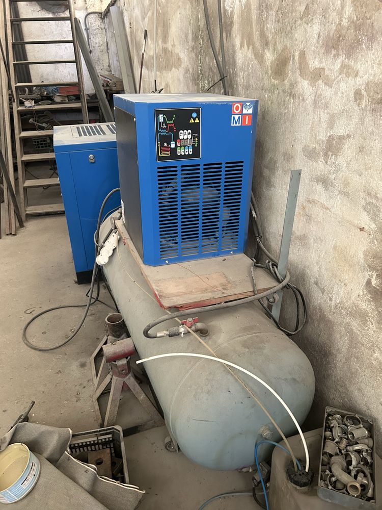 Compressor de parafuso