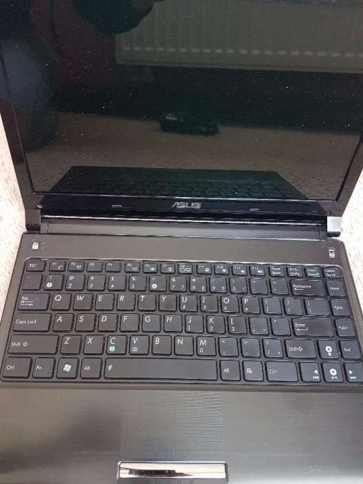 Laptop Asus UL30JT