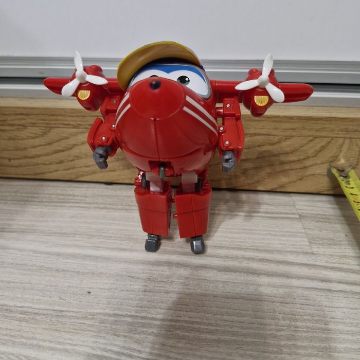 Super Wings samolot