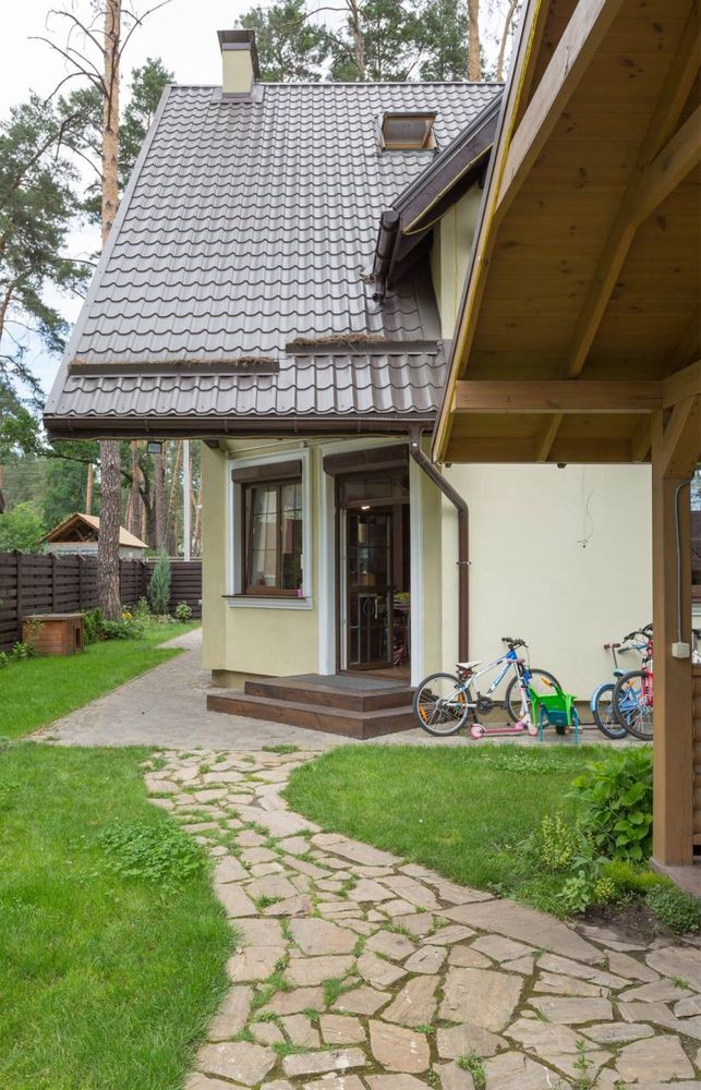 Продам дом в Ирпене с арендаторами 1000€