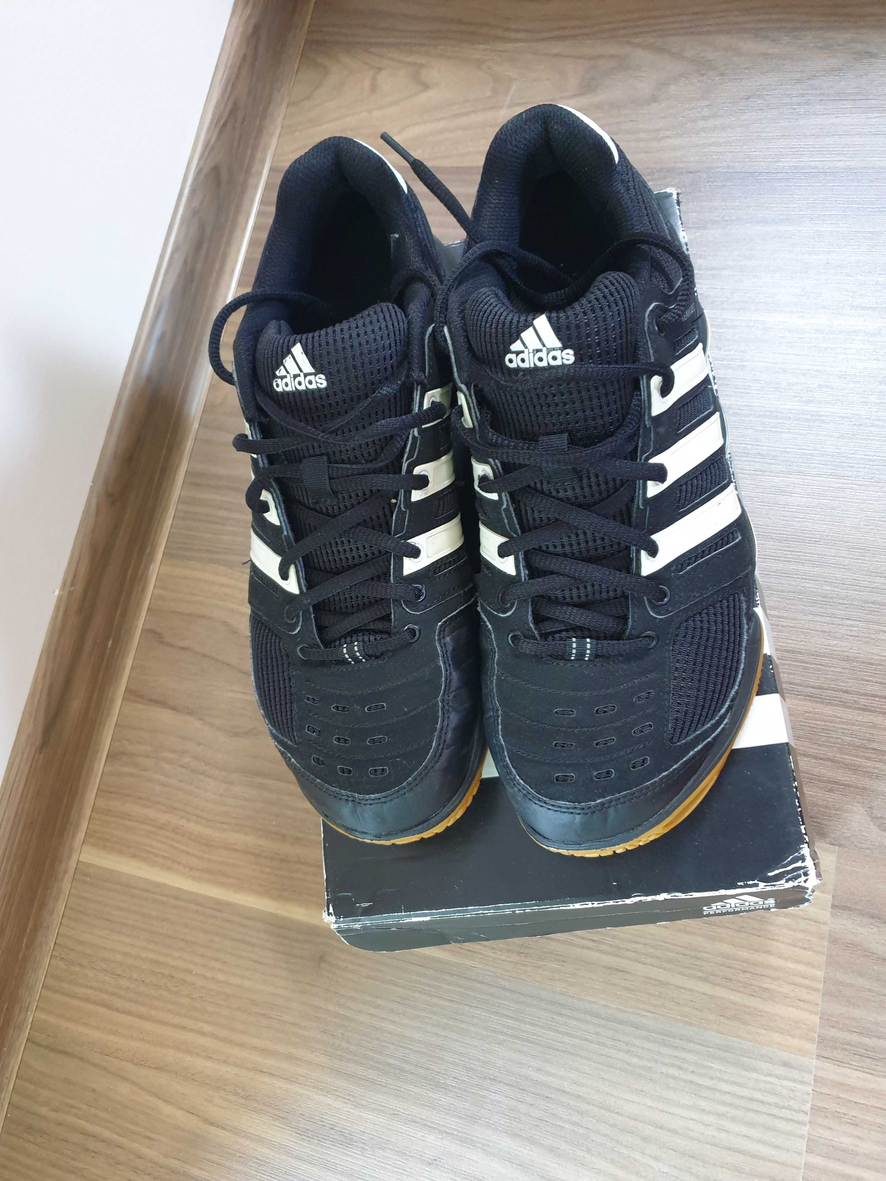 Adidas Stabil Team Spezial roz 42