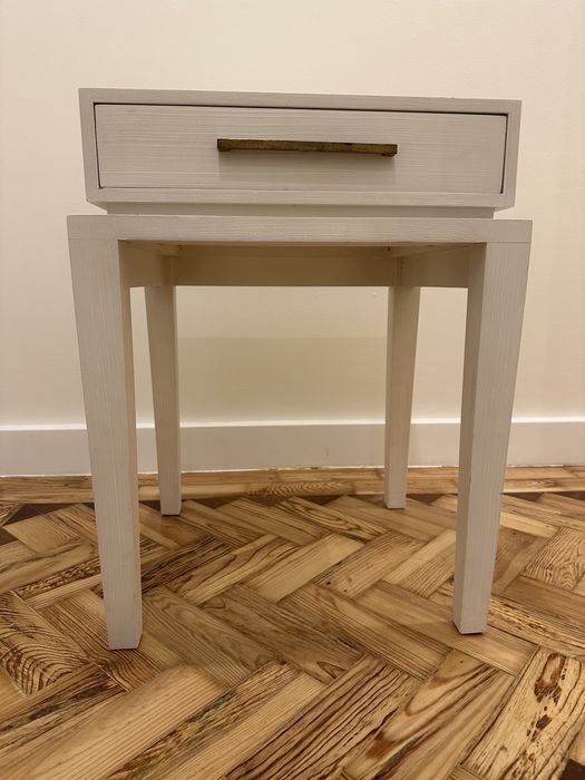 Mesa de cabeceira carvalho