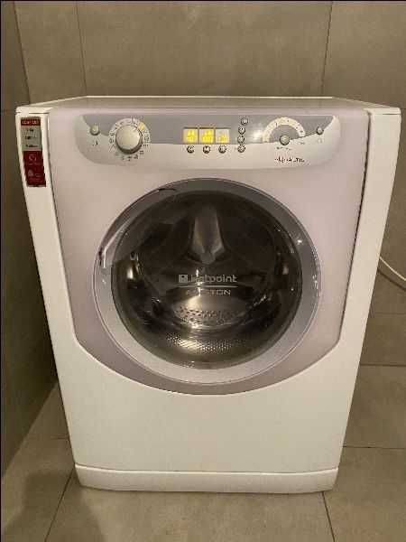 Sprzedam pralkę ARISTON Hotpoint AQUALTIS AQSF 109 EU HA