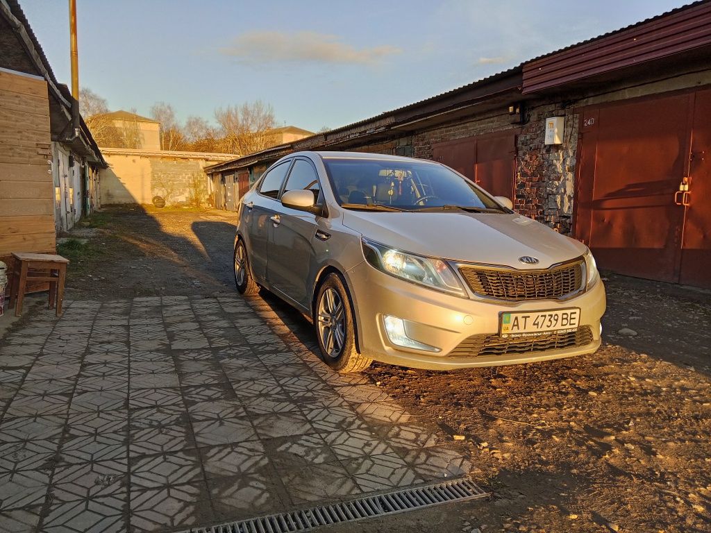 КІА RIO 1.4, 2012p 5200$