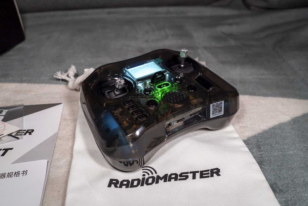 Aparatura Radiomaster Pocket ELRS 2.4