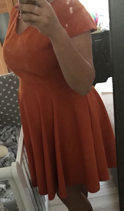 Sukienka 44/46 pomarańczowa rozkloszowana z rękawkiem taliowana