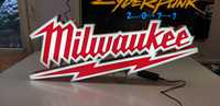 Logo reklama Milwaukee Lightbox Decor
