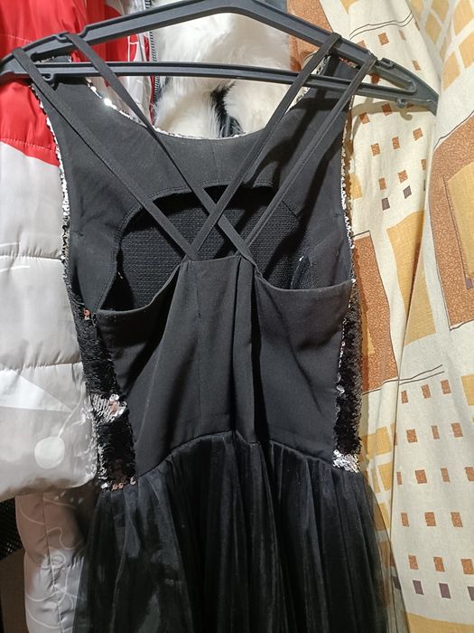 Вечірнє шифонове плаття з паєтками