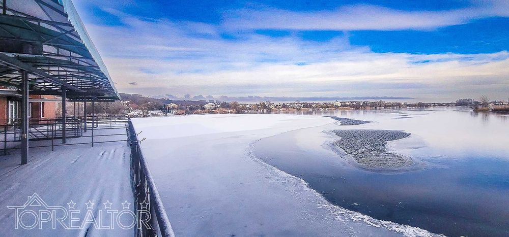 У продажі затишний таунхаус з виходом на Журавлівське водосховище!