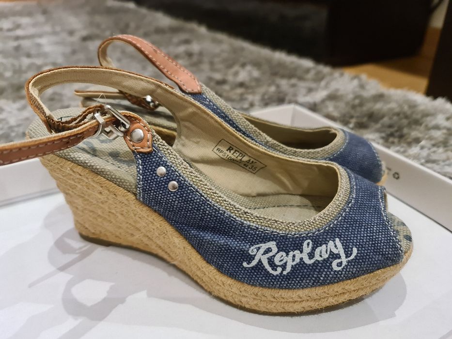 Sandálias Replay T.35