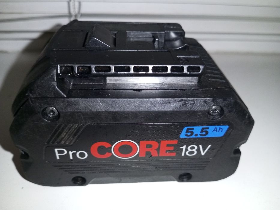 Акумуляторная батарея Bosch ProCORE 18V 5.5 Ah.