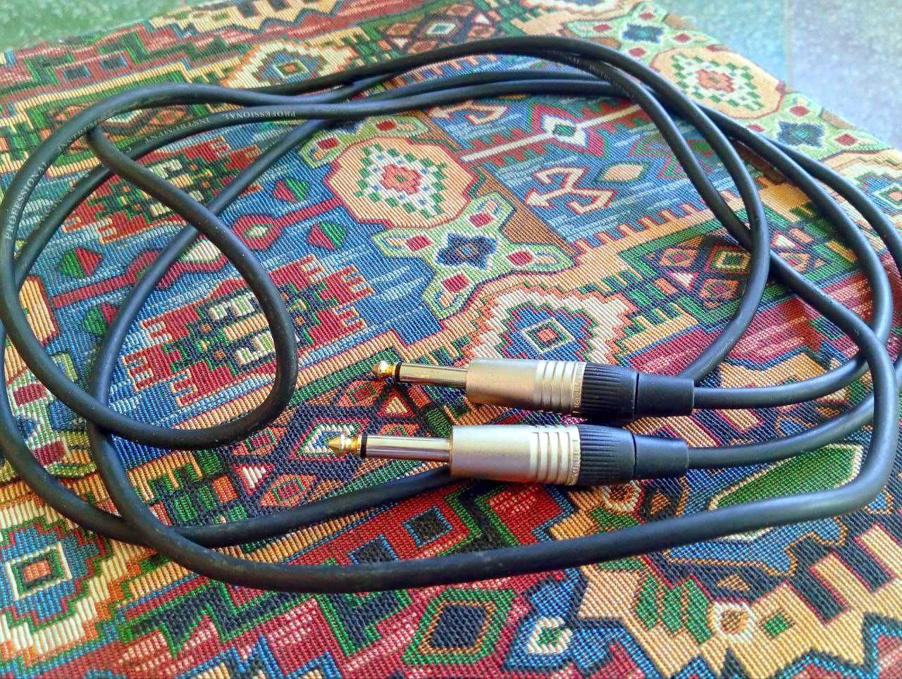 Гітарний Кабель ROCKCABLE Cable (3м) Гитарный