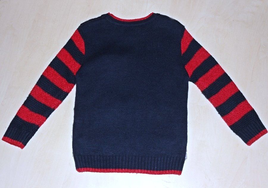 зимний  свитер 3-4 года