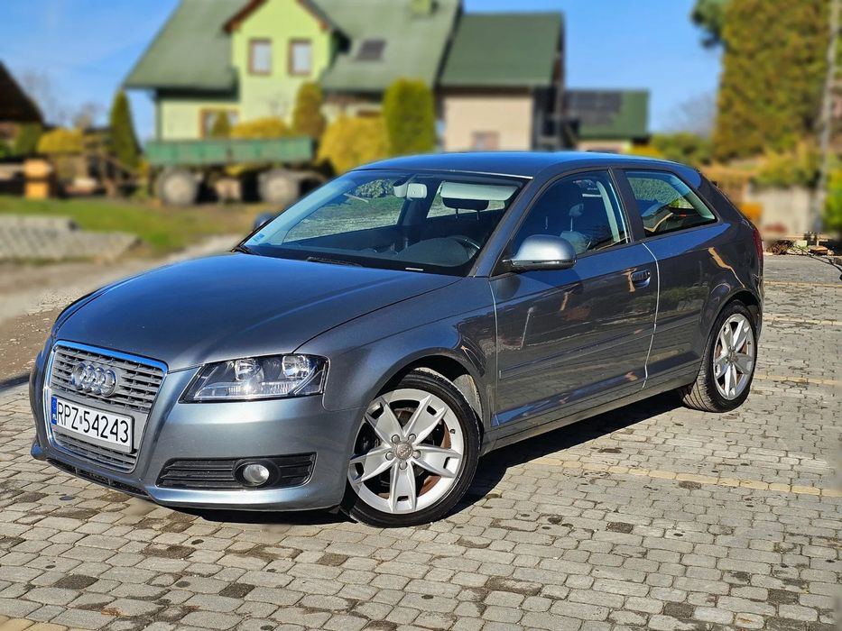 Audi A3 3-drzwiowe 1.4 Benzyna *Klimatronic*Czujniki Cofania*6Biegów*2x Alu*