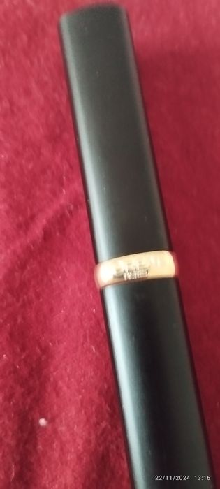 Batons da L'Oréal cor 602,482.