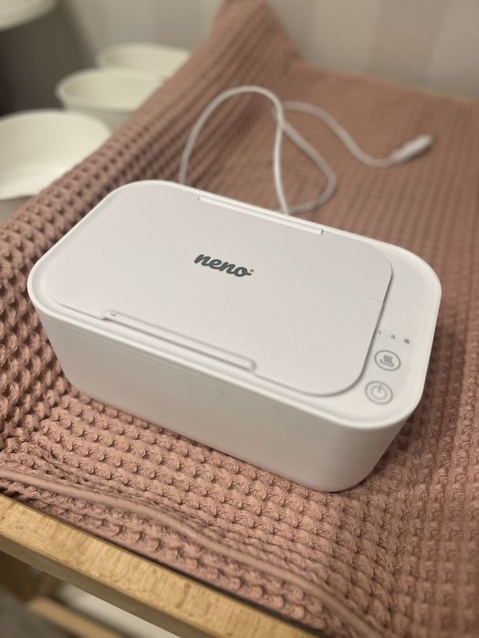 Sprzrdam podgrzewacz do chusteczek