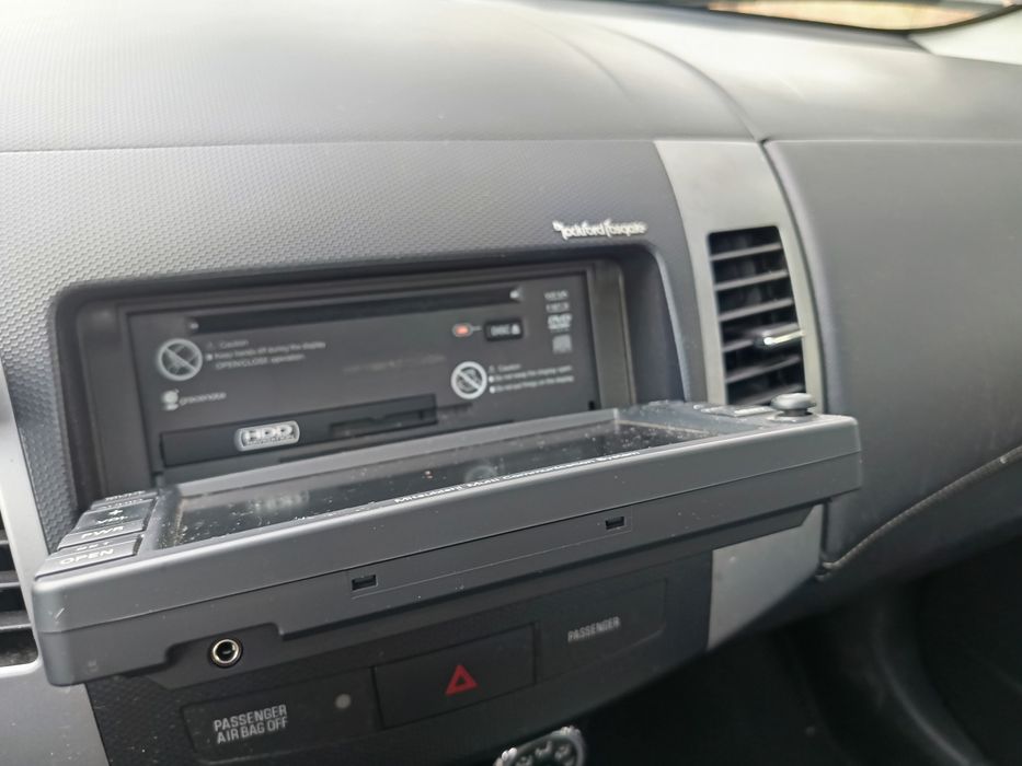 Mitsubishi Outlander - 7 Lugares