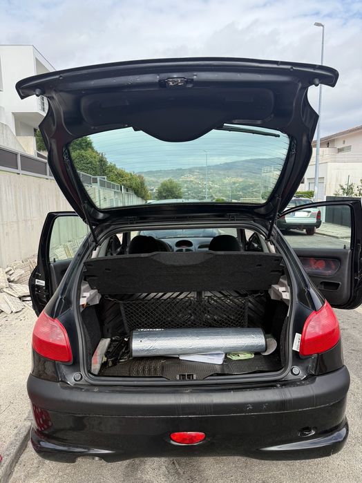 Peugeot 206 em ótimas condições