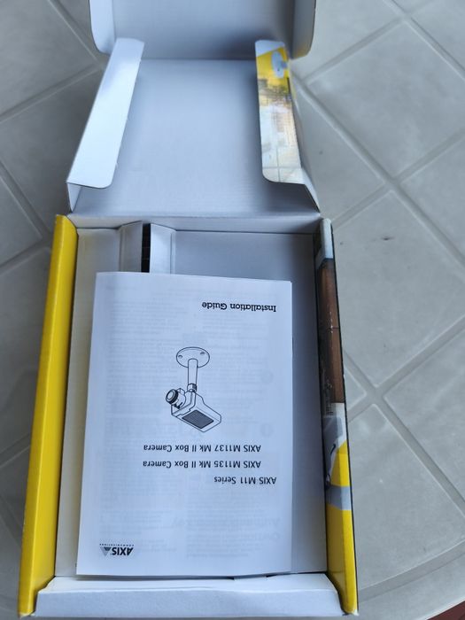 Câmera de vigilância AXIS M11