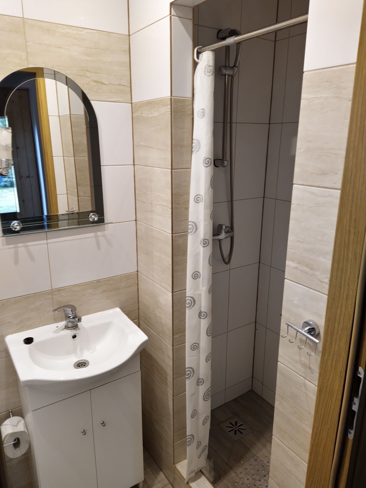 Pokoje kwatery pracownicze do 30 osób
