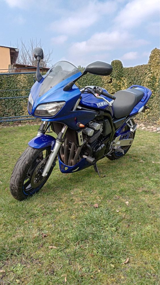 Motocykl Yamaha Fazer 600 98 kM 2001r