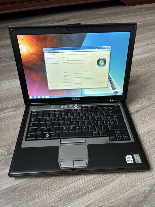 Laptop Dell d620 C2D T7200 2GB 60GB Win7 Zasilacz Gotowy do pracy