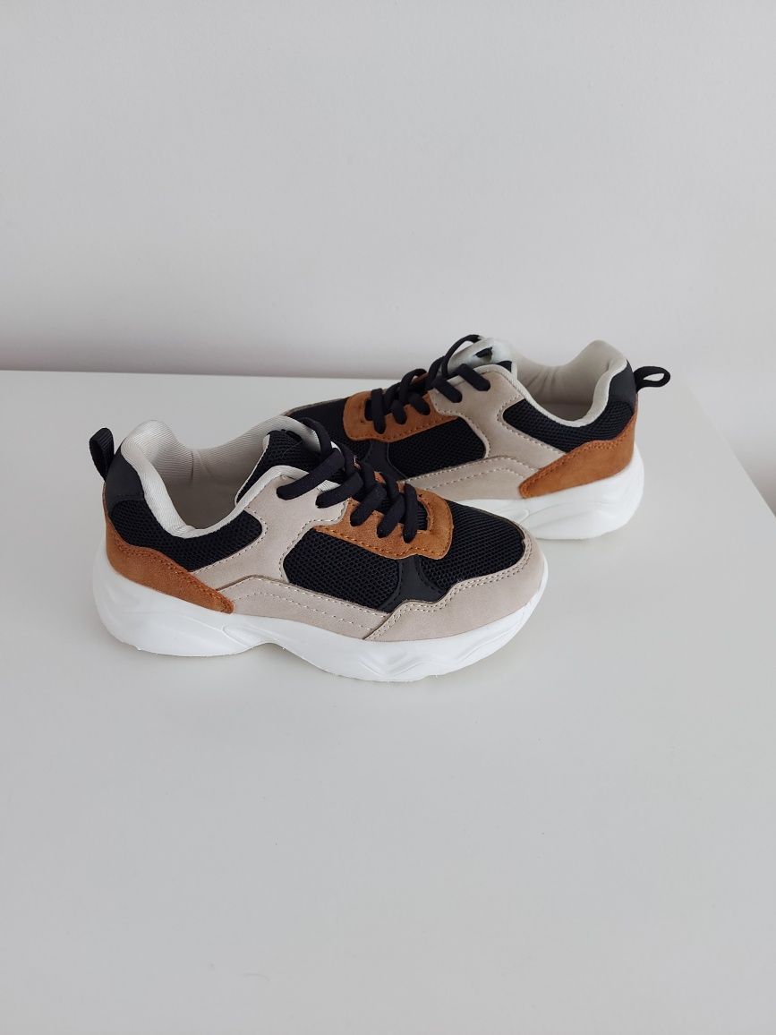 Adidasy obuwie sportowe