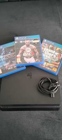 Konsola PlayStation 4 Slim 1tb + GTA 5, UFC 3