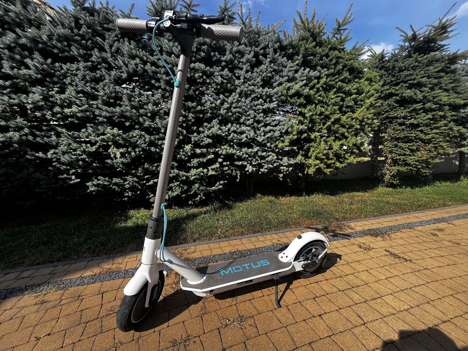 Hulajnoga elektryczna Motus